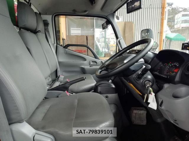 Toyota DYNA TRUCK 2015-03 4041388-26