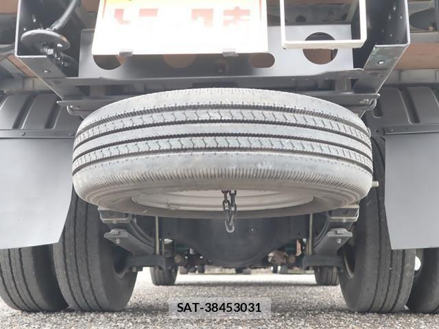 Toyota DYNA TRUCK 2017-12 4109245-18