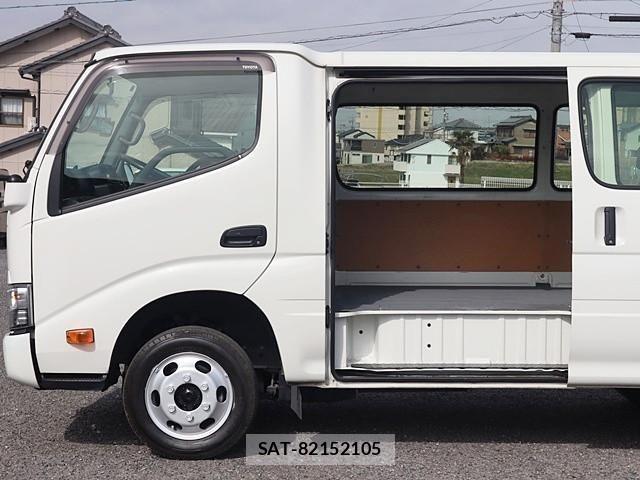Toyota DYNA TRUCK 2017-12 4323282-9