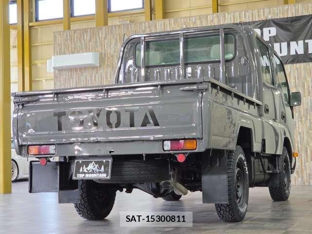 Toyota DYNA TRUCK 2010-12 4753073-12
