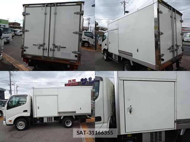 Toyota DYNA TRUCK 2020-02 4939110-2