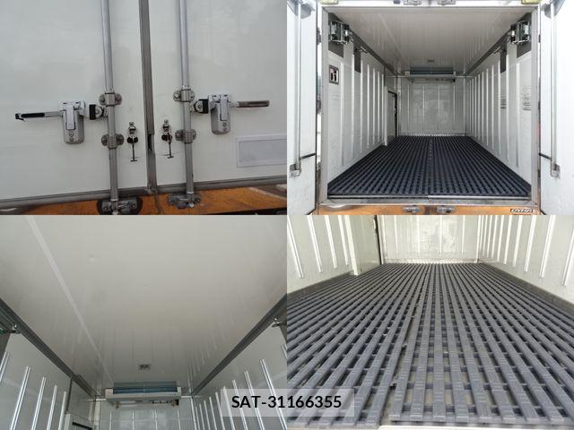 Toyota DYNA TRUCK 2020-02 4939110-4