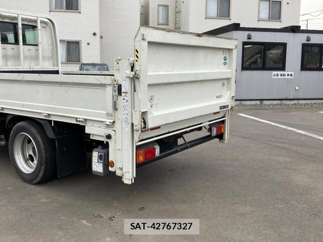 Toyota DYNA TRUCK 2020-03 5866921-10
