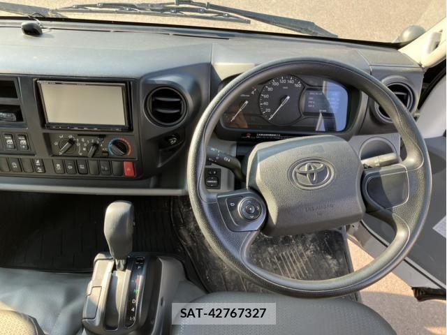Toyota DYNA TRUCK 2020-03 5866921-20