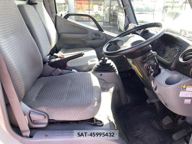 Toyota DYNA TRUCK 2018-01 5866941-5