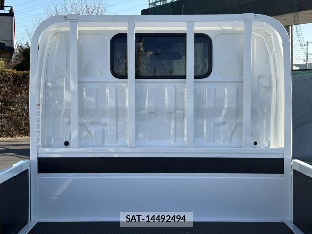 Toyota DYNA TRUCK 2026-02 5866930-12