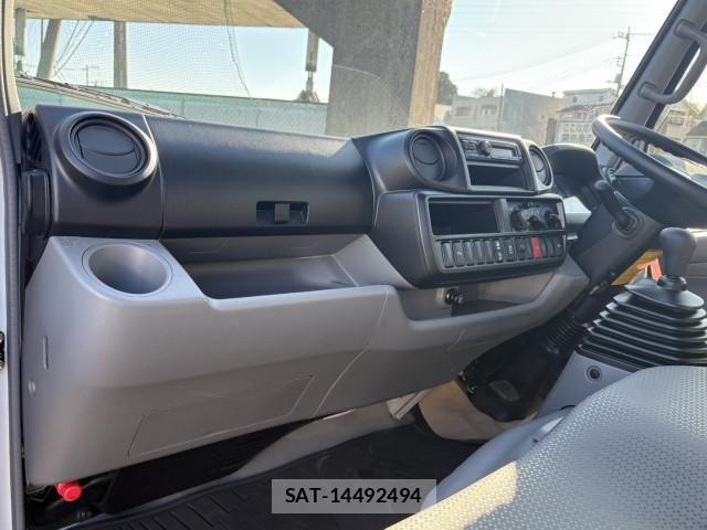 Toyota DYNA TRUCK 2026-02 5866930-25