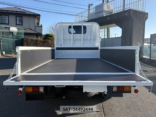 Toyota DYNA TRUCK 2026-02 5866930-8