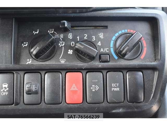 Toyota DYNA TRUCK 2019-12 5866936-17