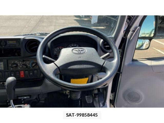 Toyota DYNA TRUCK 2021-08 5866923-18