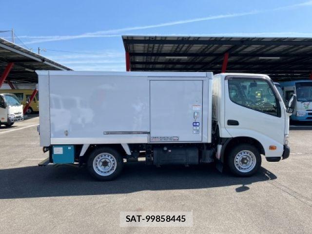 Toyota DYNA TRUCK 2021-08 5866923-5