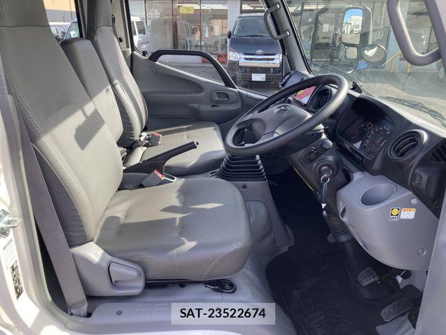 Toyota DYNA TRUCK 2017-11 5866931-5
