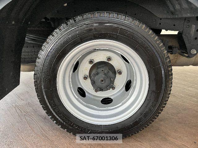 Toyota DYNA TRUCK 2021-11 5866925-26
