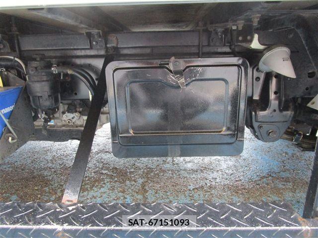 Toyota DYNA TRUCK 2019-02 6004321-28