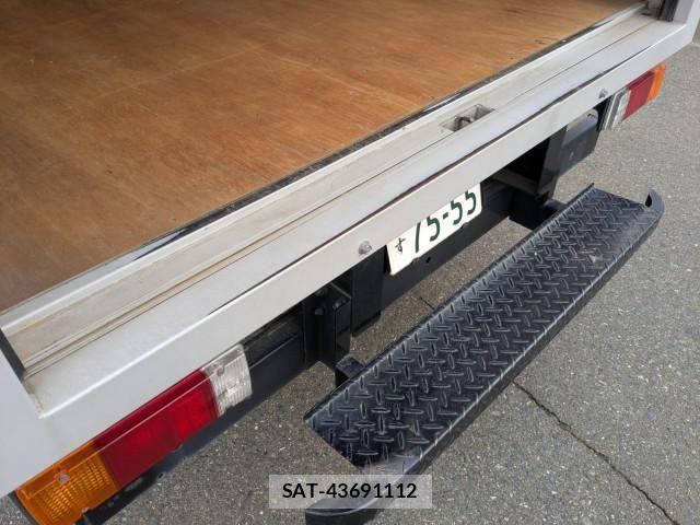 Toyota DYNA TRUCK 2017-11 6004313-9