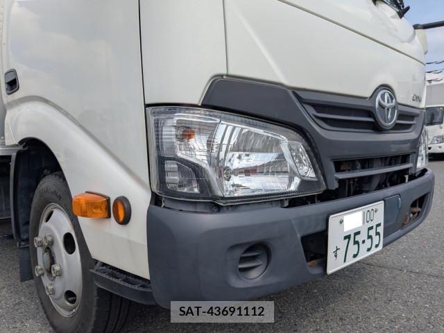 Toyota DYNA TRUCK 2017-11 6004313-24