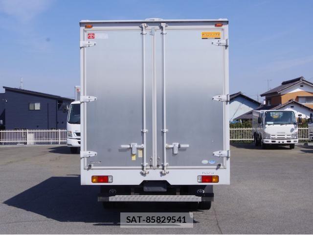 Toyota DYNA TRUCK 2019-04 6214119-18