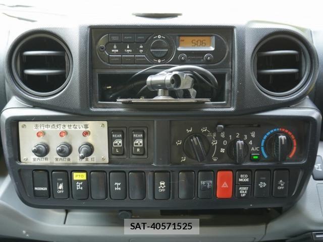 Toyota DYNA TRUCK 2018-03 6214123-24