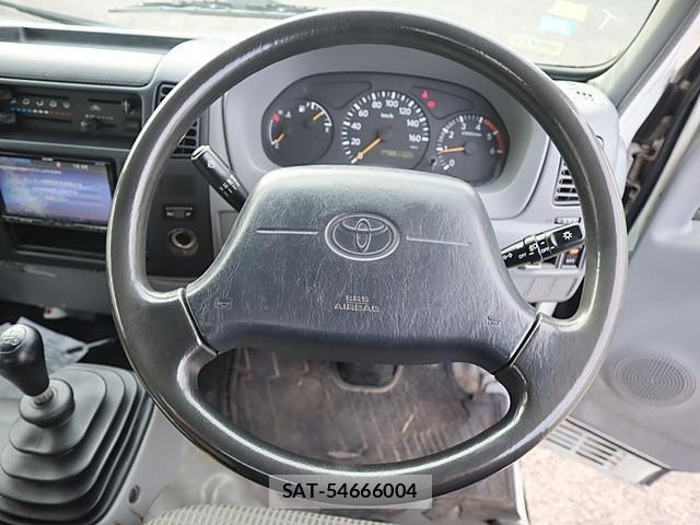 Toyota DYNA TRUCK 2015-09 6214141-4