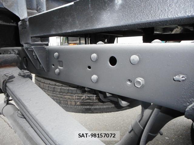 Toyota DYNA TRUCK 2017-08 6214133-21