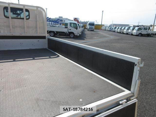 Toyota DYNA TRUCK 2023-12 6243674-9