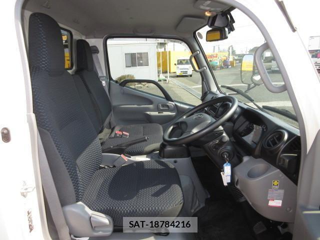 Toyota DYNA TRUCK 2023-12 6243674-12