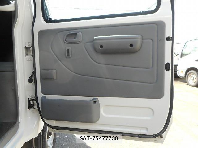 Toyota DYNA TRUCK 2017-01 6271520-16