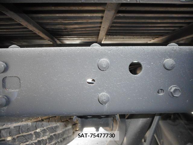 Toyota DYNA TRUCK 2017-01 6271520-27