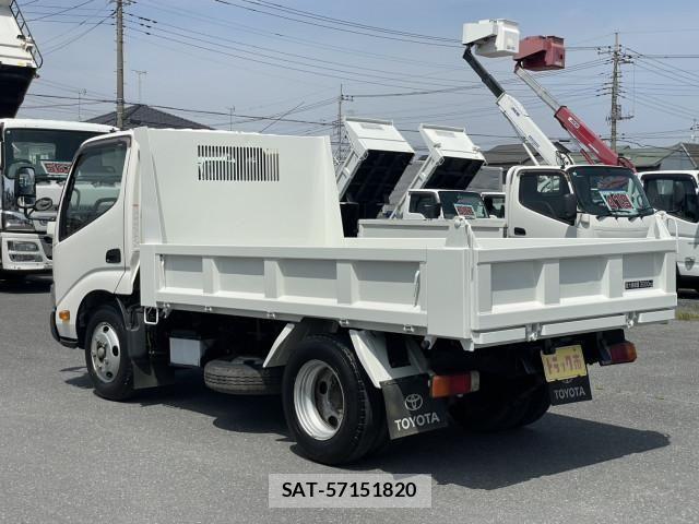 Toyota DYNA TRUCK 2017-06 6497075-4
