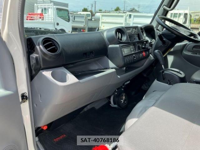 Toyota DYNA TRUCK 2021-07 6526000-28