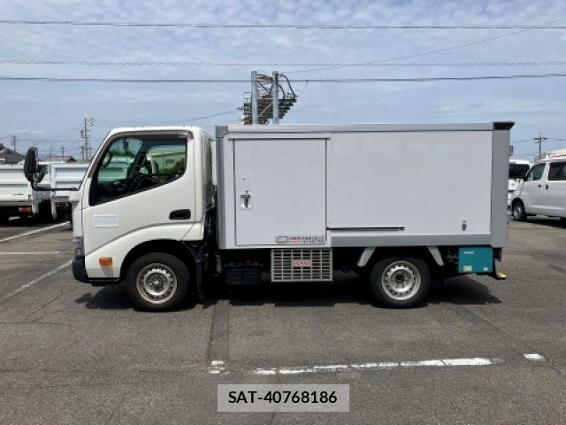 Toyota DYNA TRUCK 2021-07 6526000-4