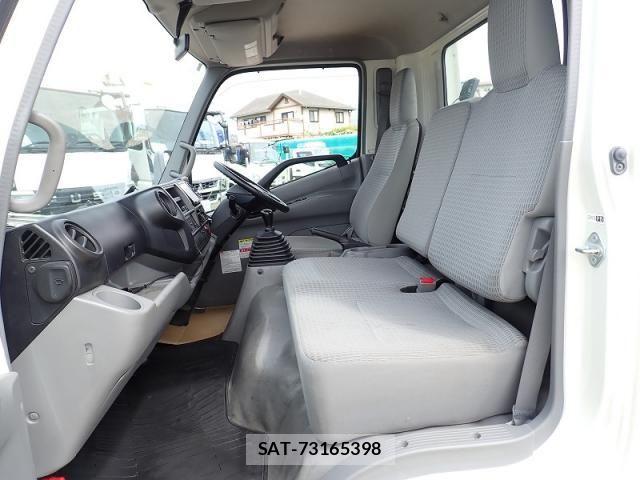 Toyota DYNA TRUCK 2014-03 6611594-12