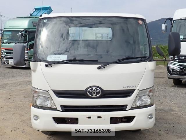 Toyota DYNA TRUCK 2014-03 6611594-4