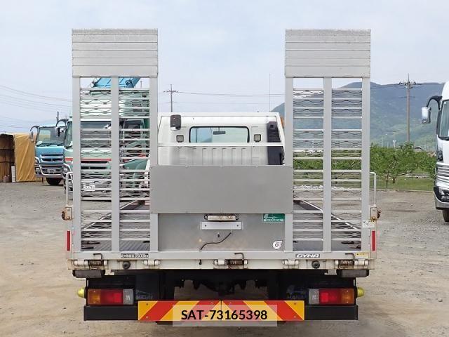 Toyota DYNA TRUCK 2014-03 6611594-5