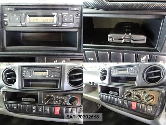 Toyota DYNA TRUCK 2022-05 6611600-17