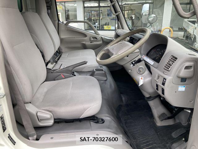 Toyota DYNA TRUCK 2007-11 6641502-4