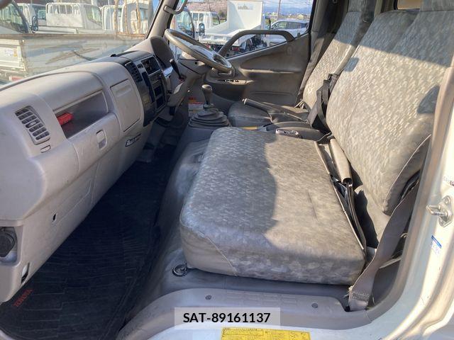 Toyota DYNA TRUCK 2008-12 6641498-3
