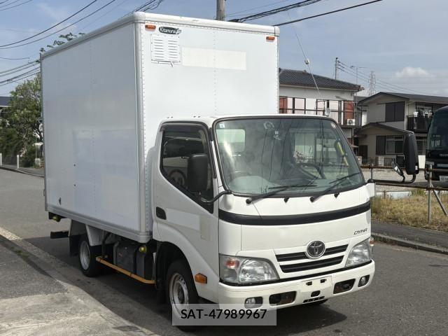 Toyota DYNA TRUCK 2016-03 6675779-1