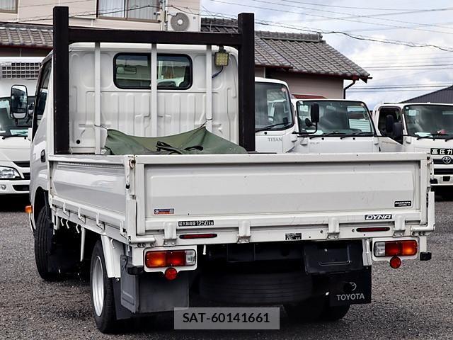 Toyota DYNA TRUCK 2019-08 6675777-1