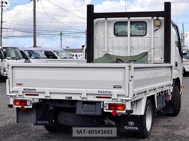 Toyota DYNA TRUCK 2019-08 6675777-2