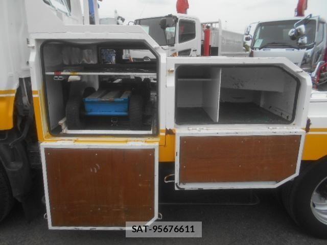 Toyota DYNA TRUCK 2002-03 6675778-10