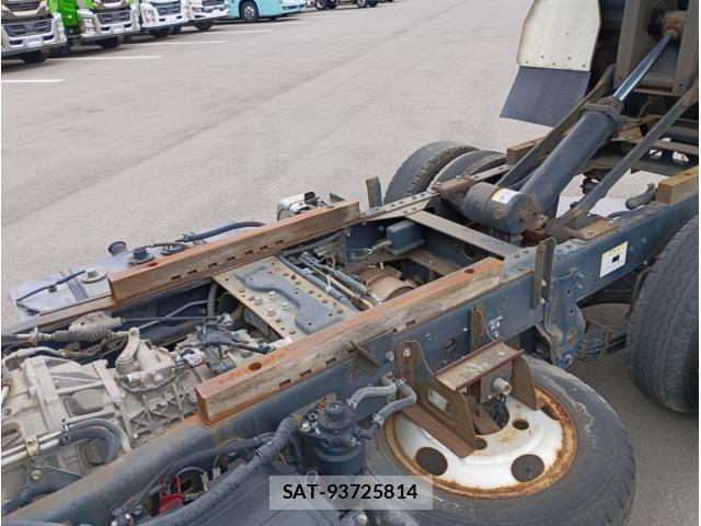 Toyota DYNA TRUCK 2014-06 6675776-8