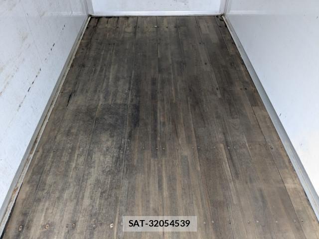 Toyota DYNA TRUCK 2017-03 6691001-17
