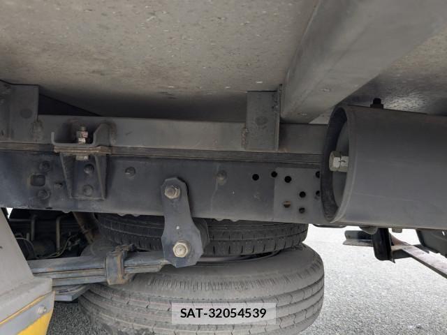 Toyota DYNA TRUCK 2017-03 6691001-8