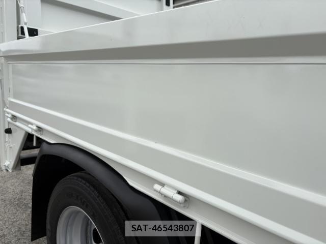 Toyota DYNA TRUCK 2013-04 6751393-18