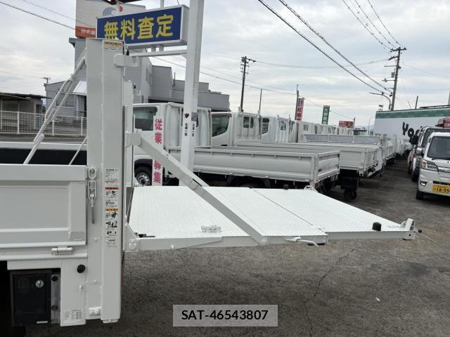 Toyota DYNA TRUCK 2013-04 6751393-23