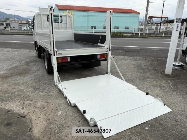Toyota DYNA TRUCK 2013-04 6751393-26