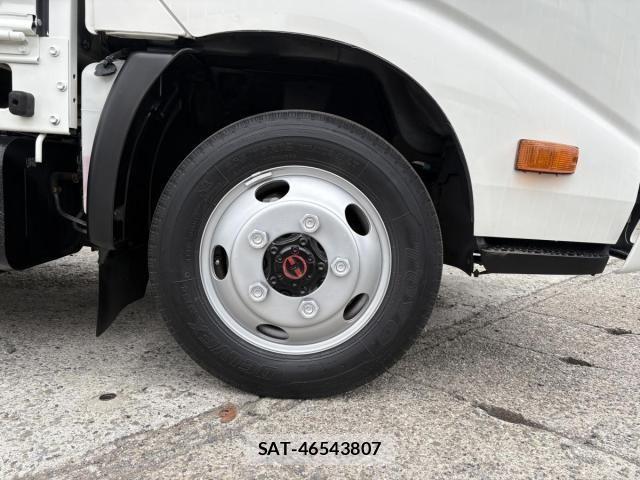 Toyota DYNA TRUCK 2013-04 6751393-29