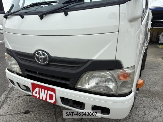 Toyota DYNA TRUCK 2013-04 6751393-8