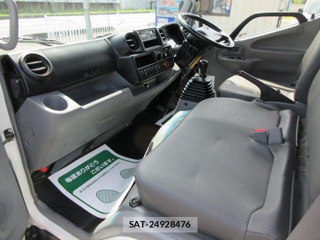 Toyota DYNA TRUCK 2019-02 6751394-11